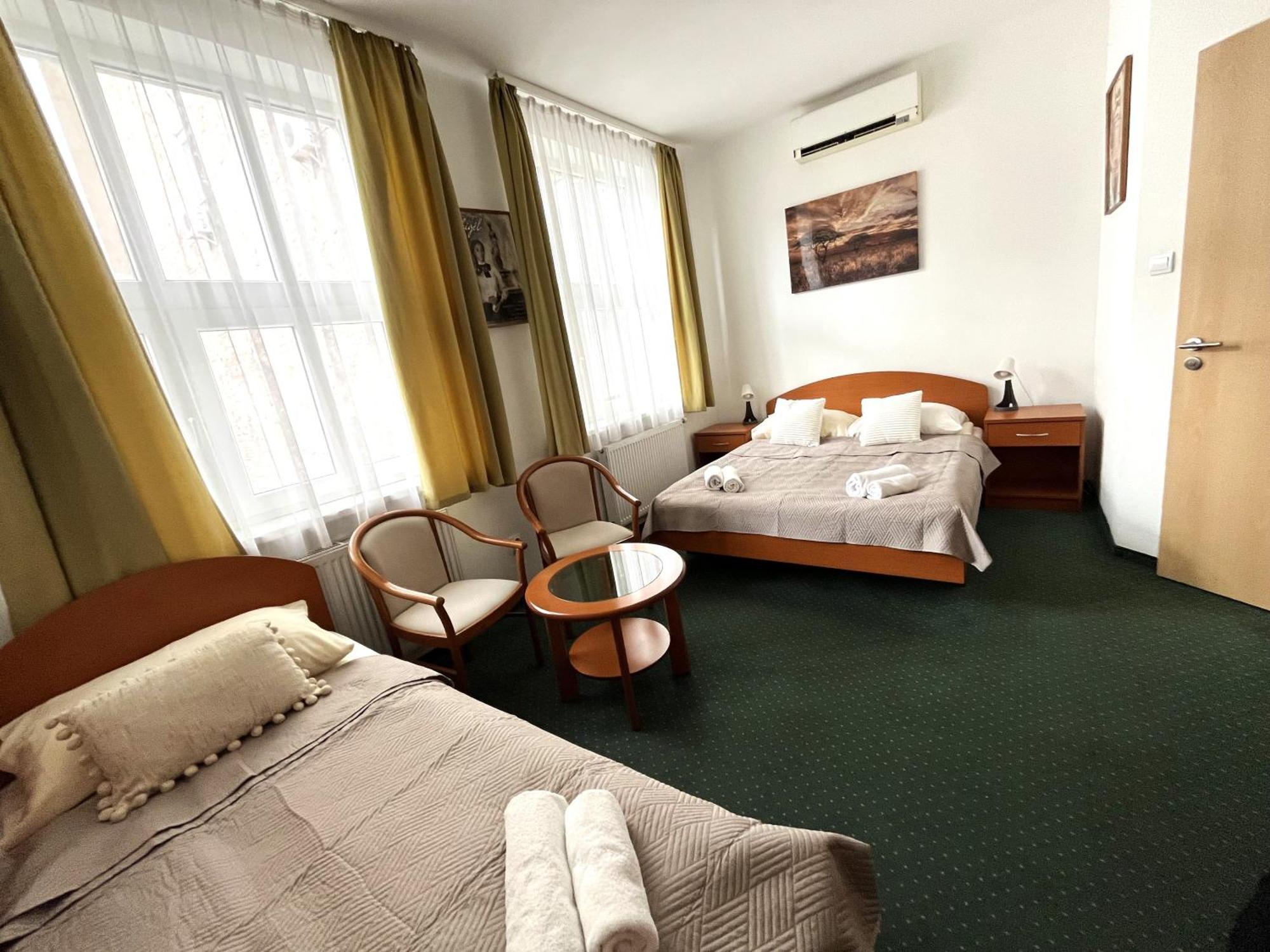 Broadway City Guesthouse Βουδαπέστη Εξωτερικό φωτογραφία